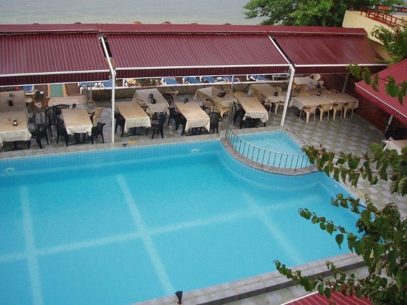 Oz-Can Hotel Turunç Buitenkant foto